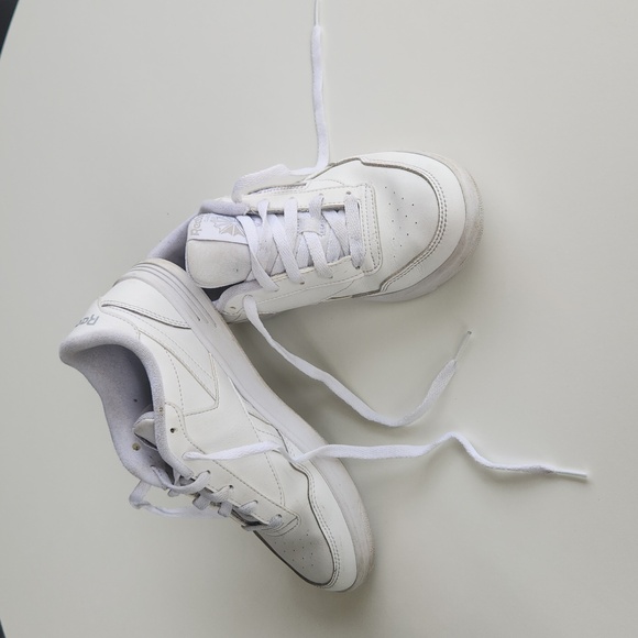 Reebok Classoc White on White, women's 7.5 - Picture 2 of 8